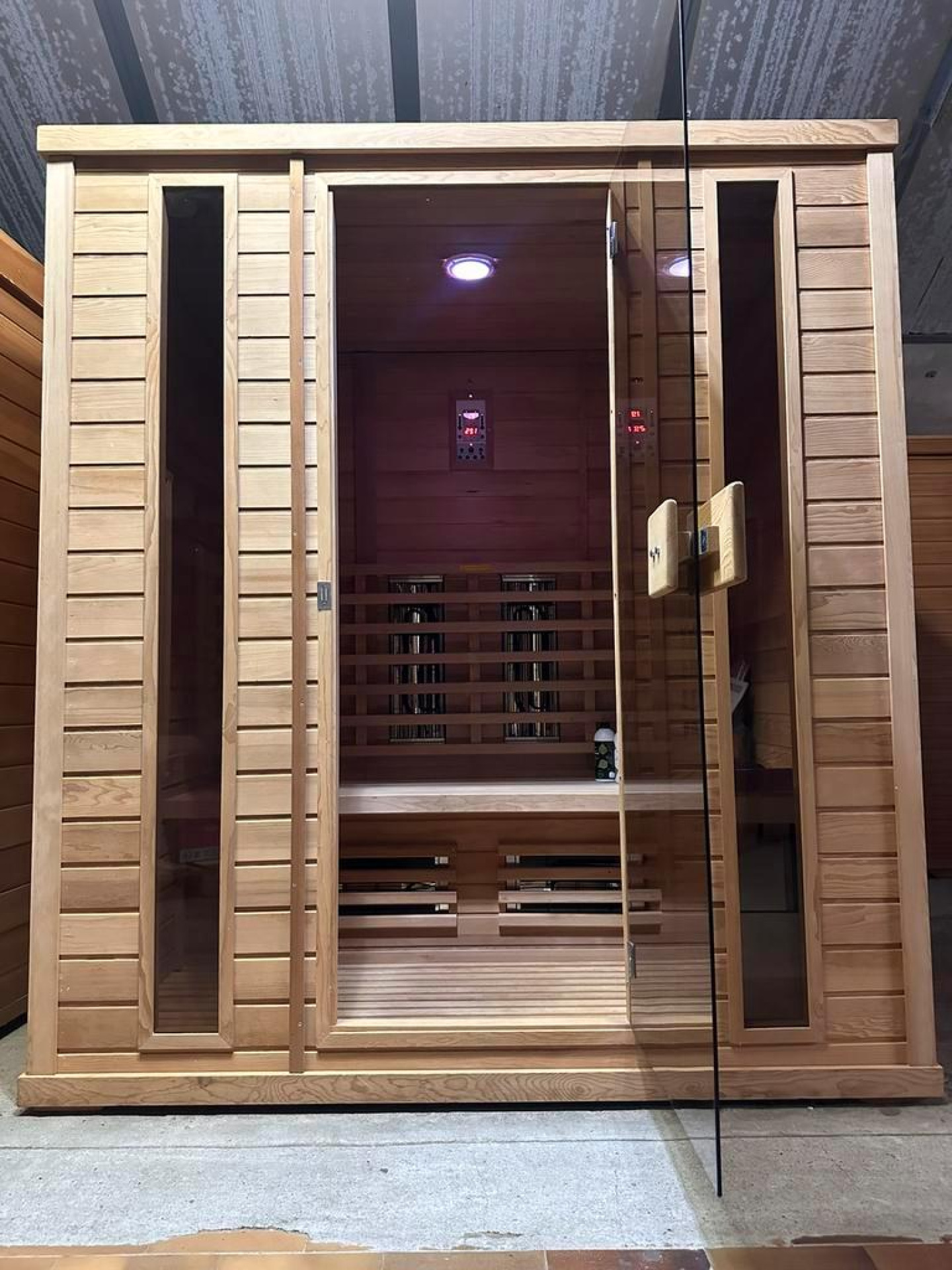 Combi (lange golf) Sauna | Hemlock | 180x120 | 3.5kW Vega | XUXE2