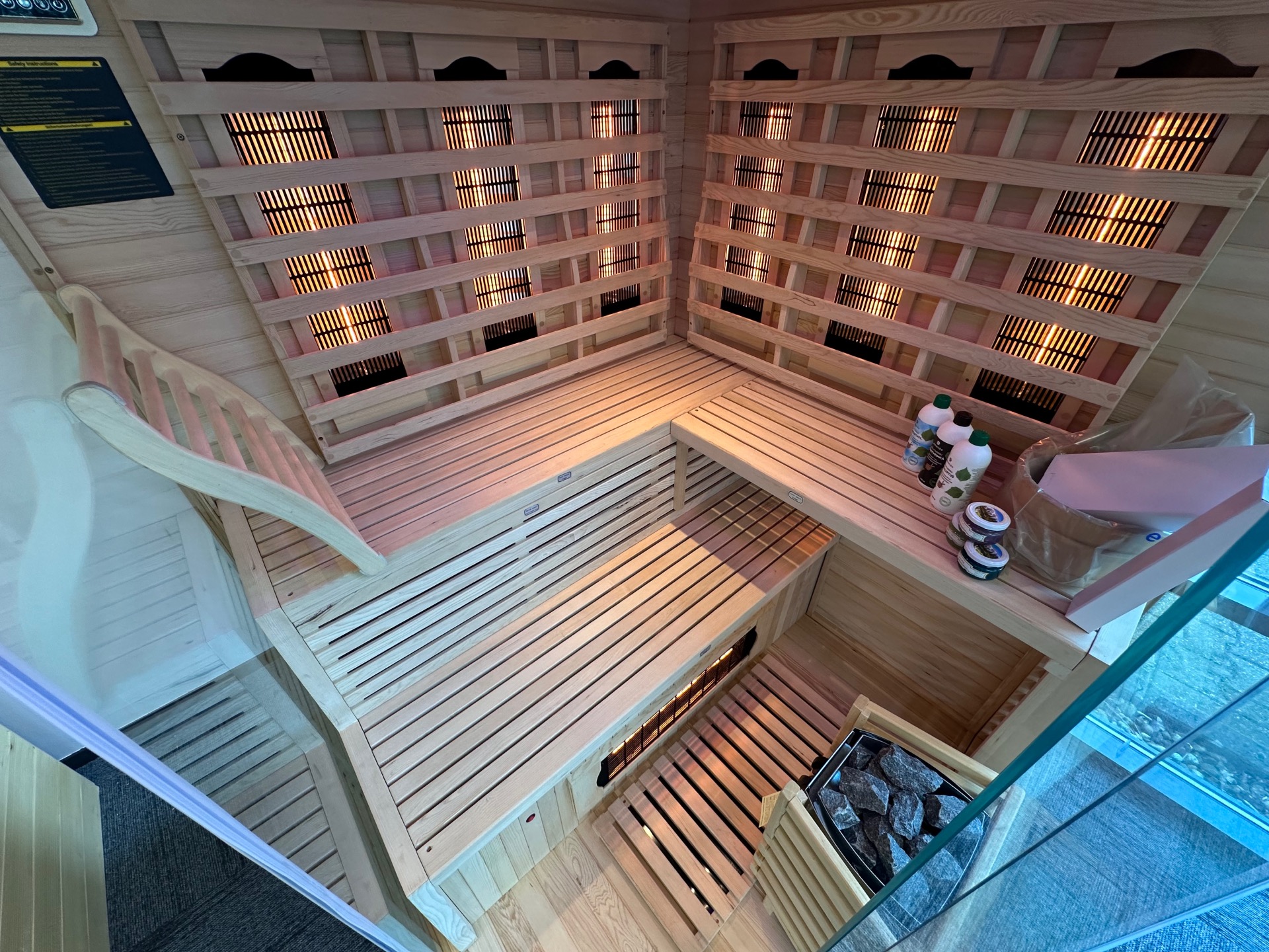 Combi Sauna Hemlock | 150x150 | 3.5kW Vega | RYZVG galerijafbeelding 1