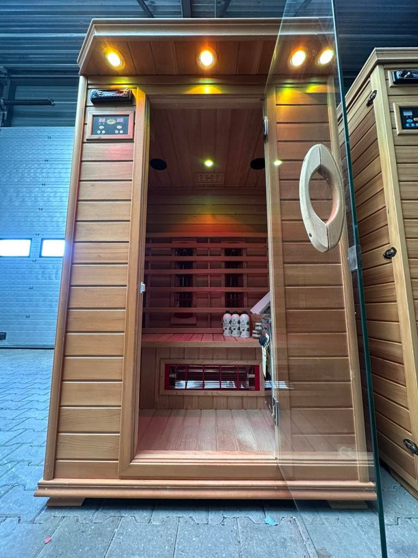 Combi Sauna | Lange Golf | Hemlock | 120x105 | 3kW Vega | YEVW7