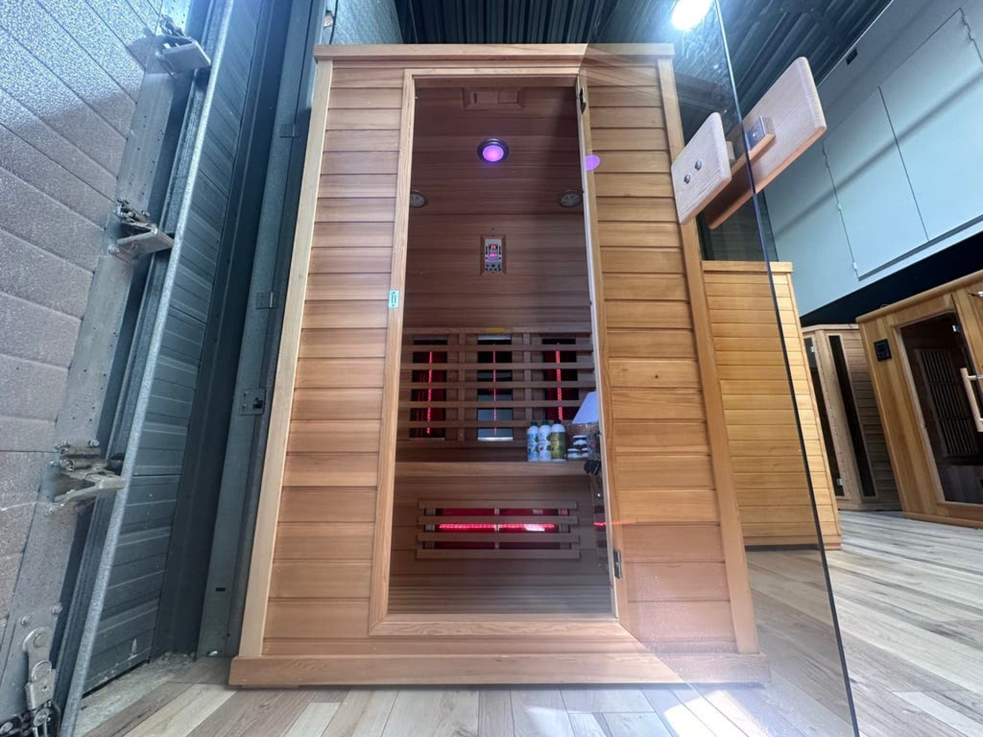 Combi Sauna | Korte Golf | Hemlock | 130x100 | 3,5kW Vega | 5GLRG