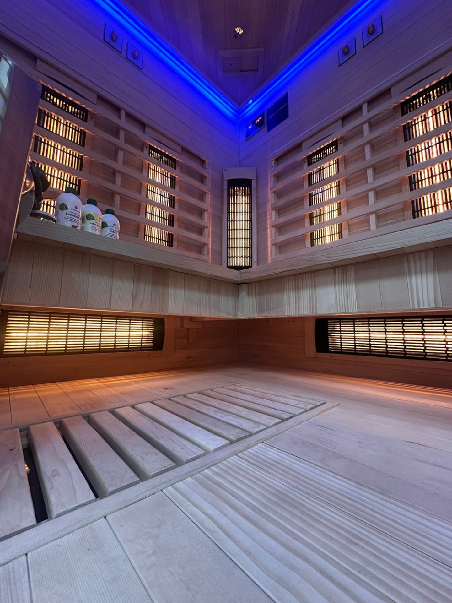 Combi Sauna | Full Spectrum | Hemlock | 150x150 | 3.5kW Vega | ECUF0 galerijafbeelding 3