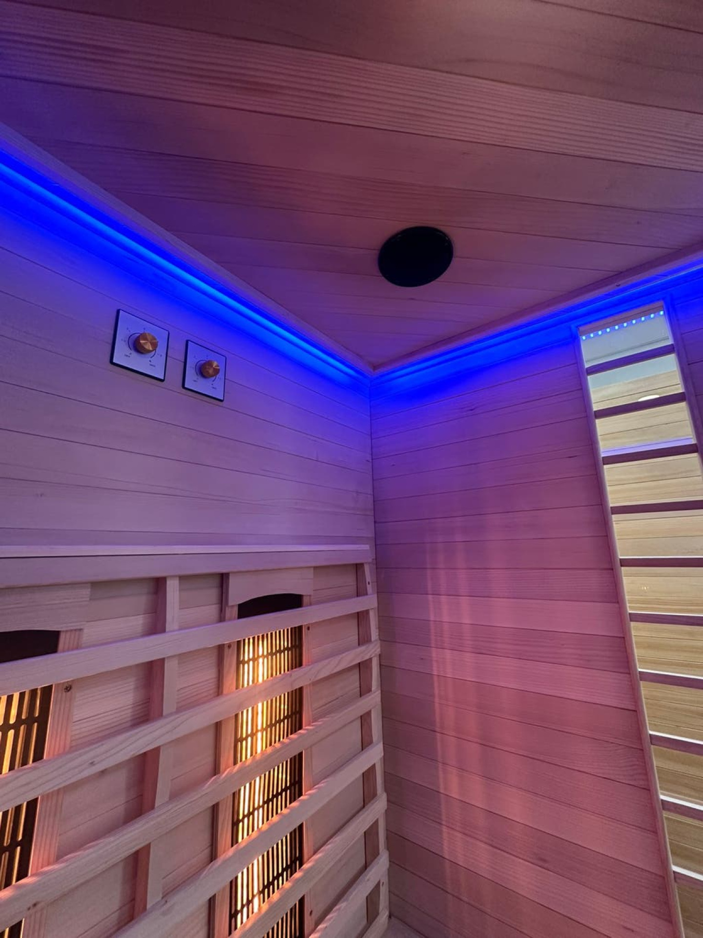 Combi Sauna | Full Spectrum | Hemlock | 150x150 | 3.5kW Vega | ECUF0 galerijafbeelding 6