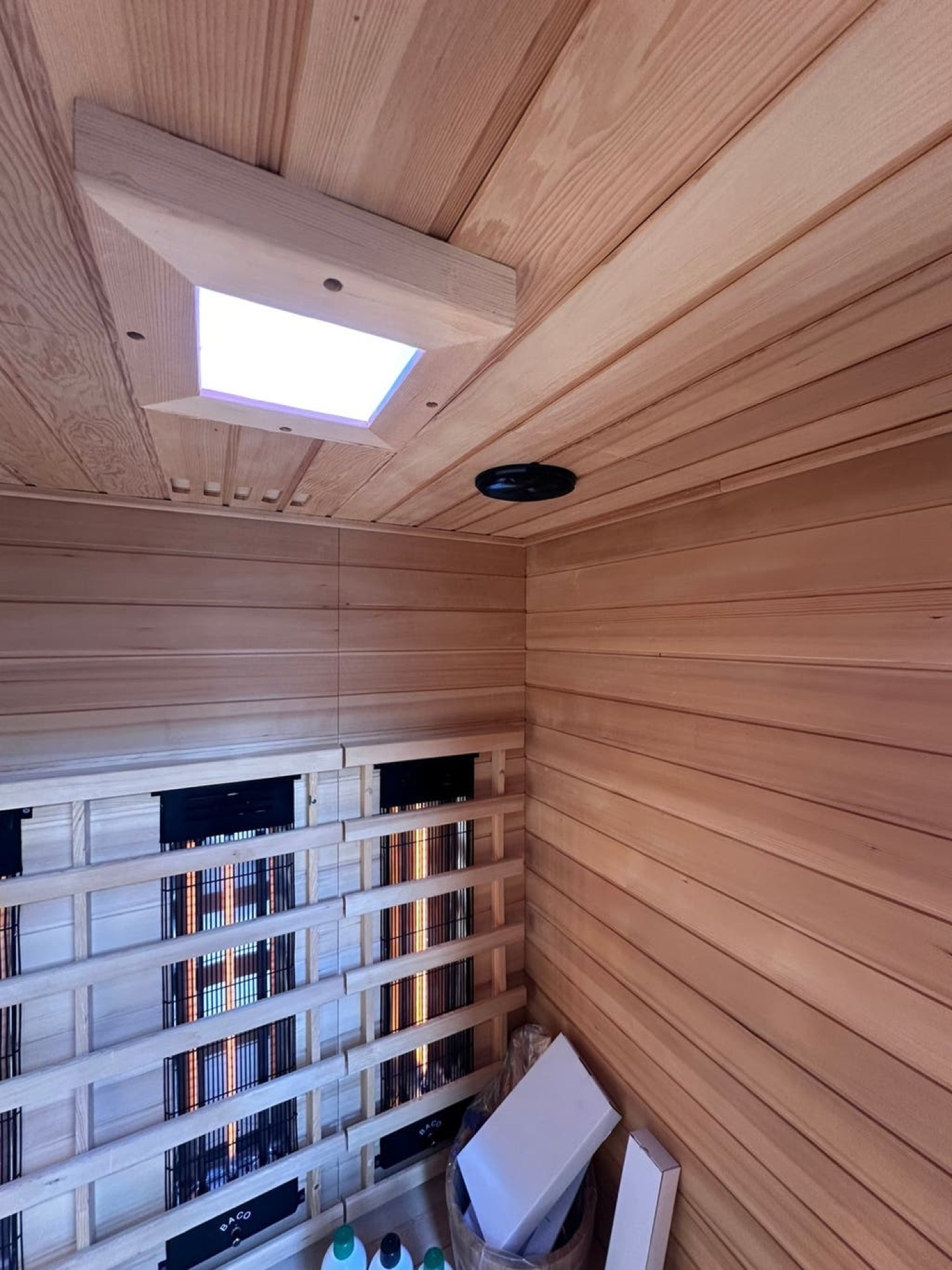 Combi Sauna | Triple Golf Stralers | Hemlock | 130x110 | 3,5kW Vega | BA35W galerijafbeelding 6