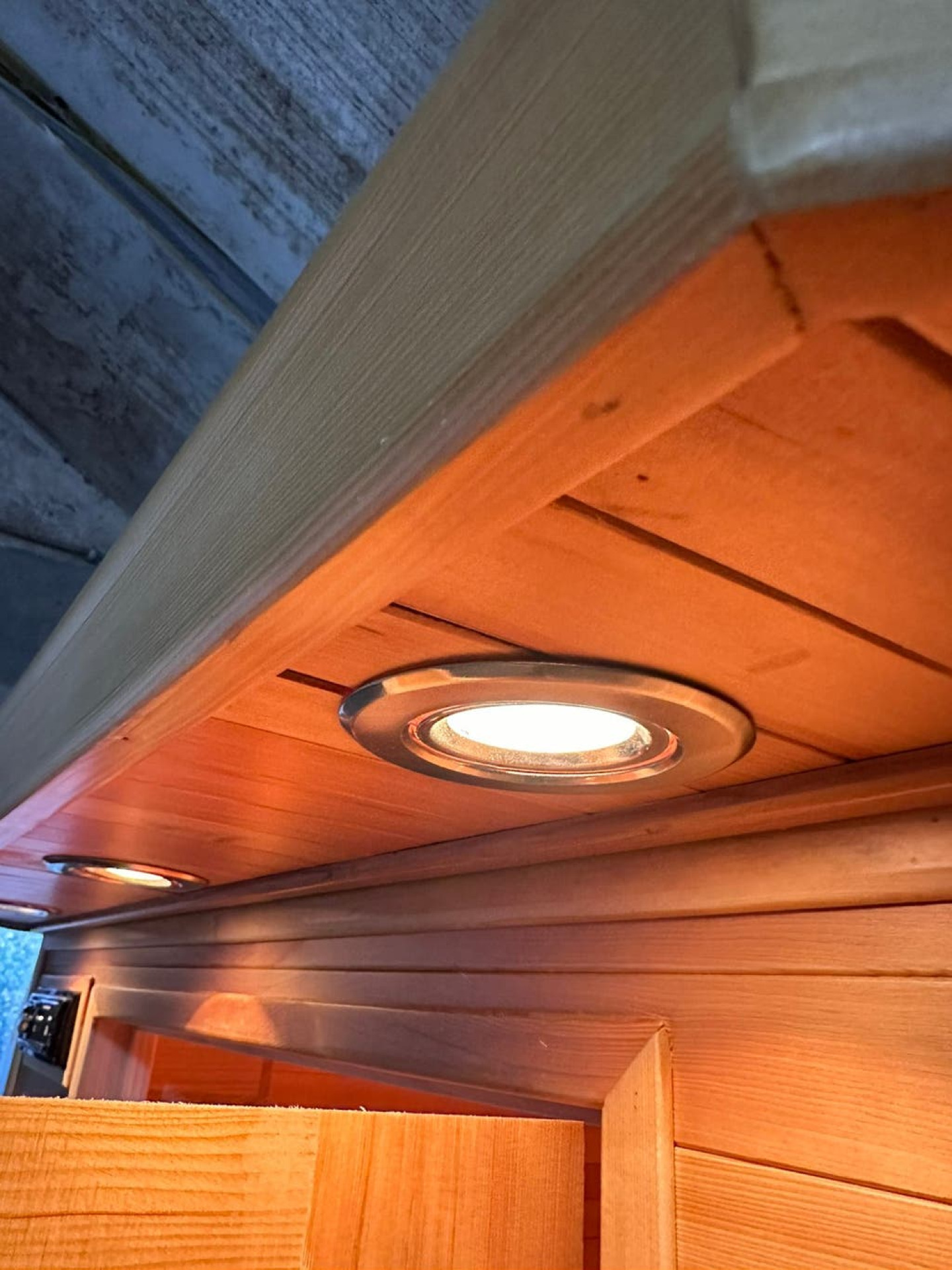 Combi Sauna | Full Spectrum | Hemlock | 120x100 | 3,5kW Vega | RH4MX galerijafbeelding 1