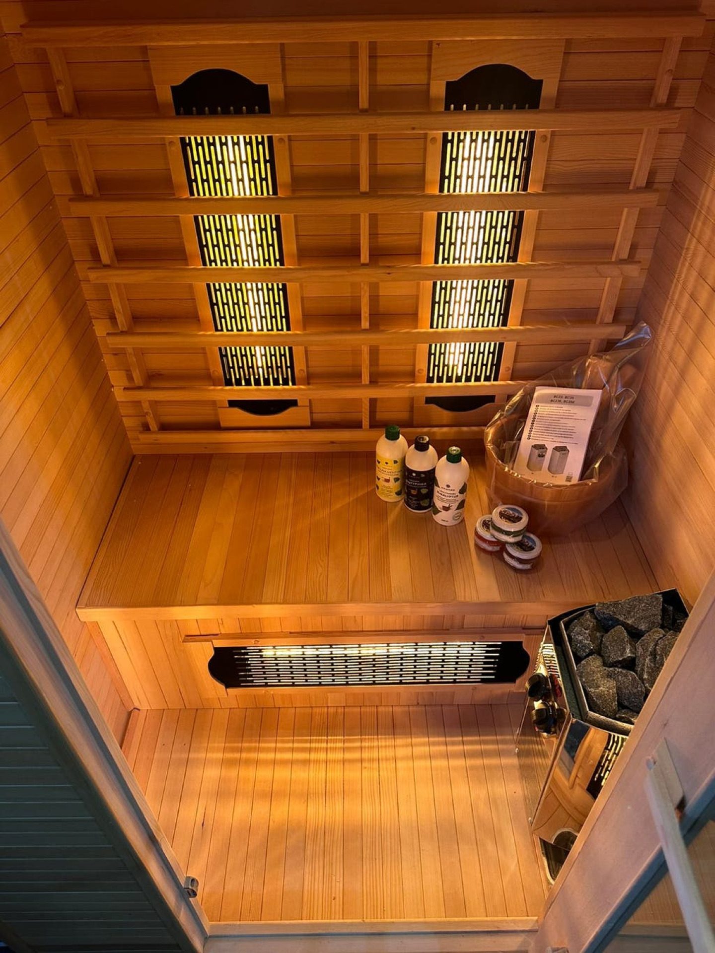 Combi Sauna | Full Spectrum | Hemlock | 120x100 | 3,5kW Vega | RH4MX galerijafbeelding 5