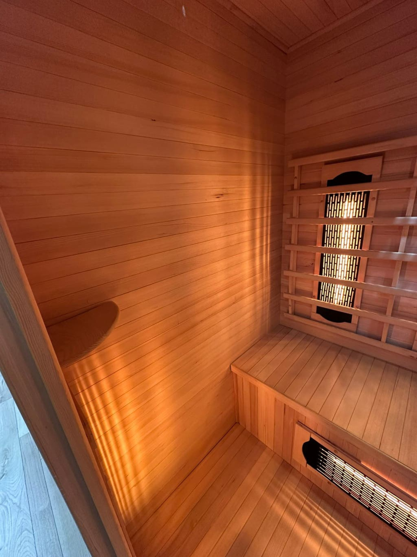 Combi Sauna | Full Spectrum | Hemlock | 150x120 | 3,5kW Vega | LZXVE galerijafbeelding 1