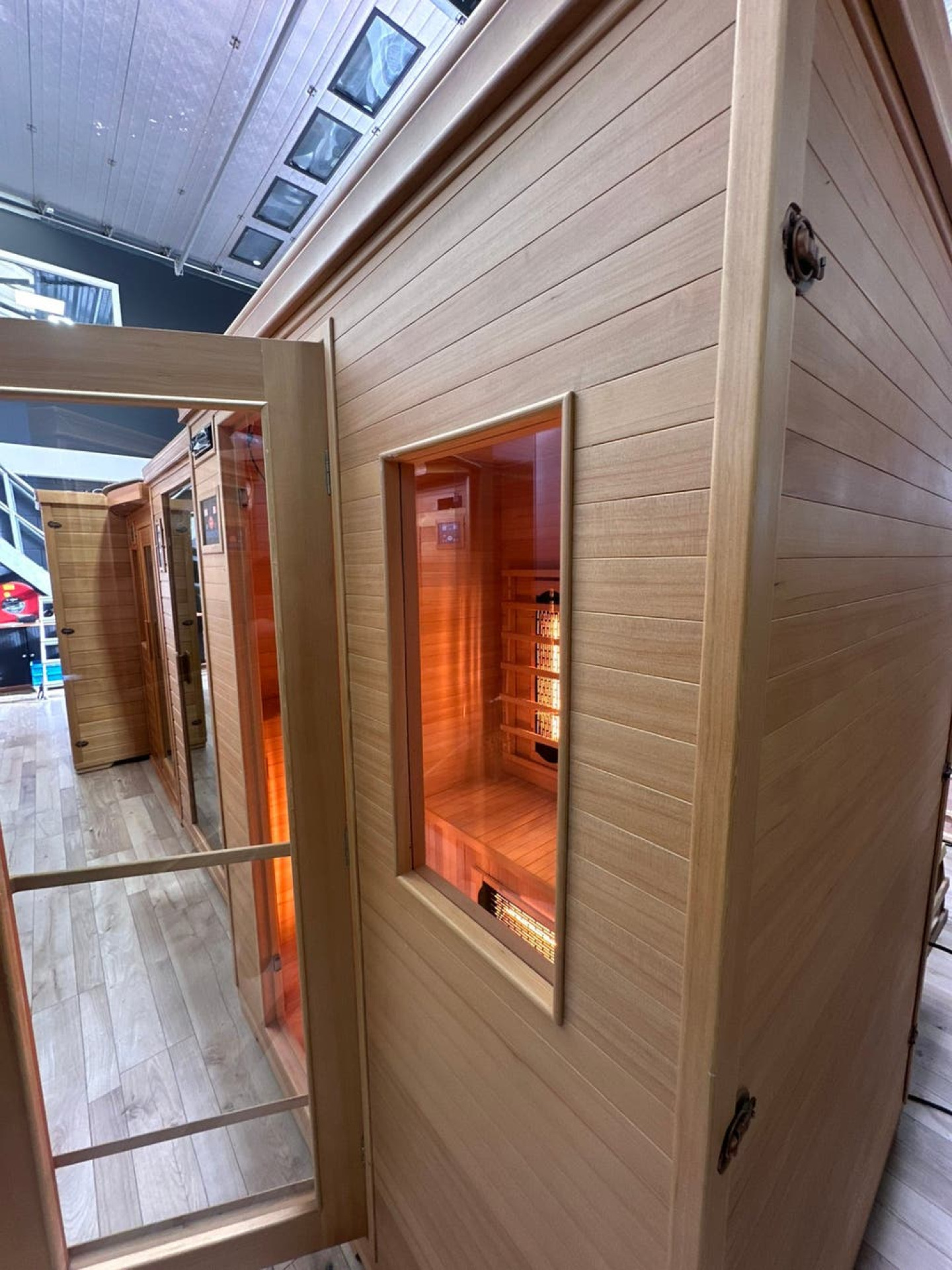 Combi Sauna | Full Spectrum | Hemlock | 150x120 | 3,5kW Vega | LZXVE galerijafbeelding 7