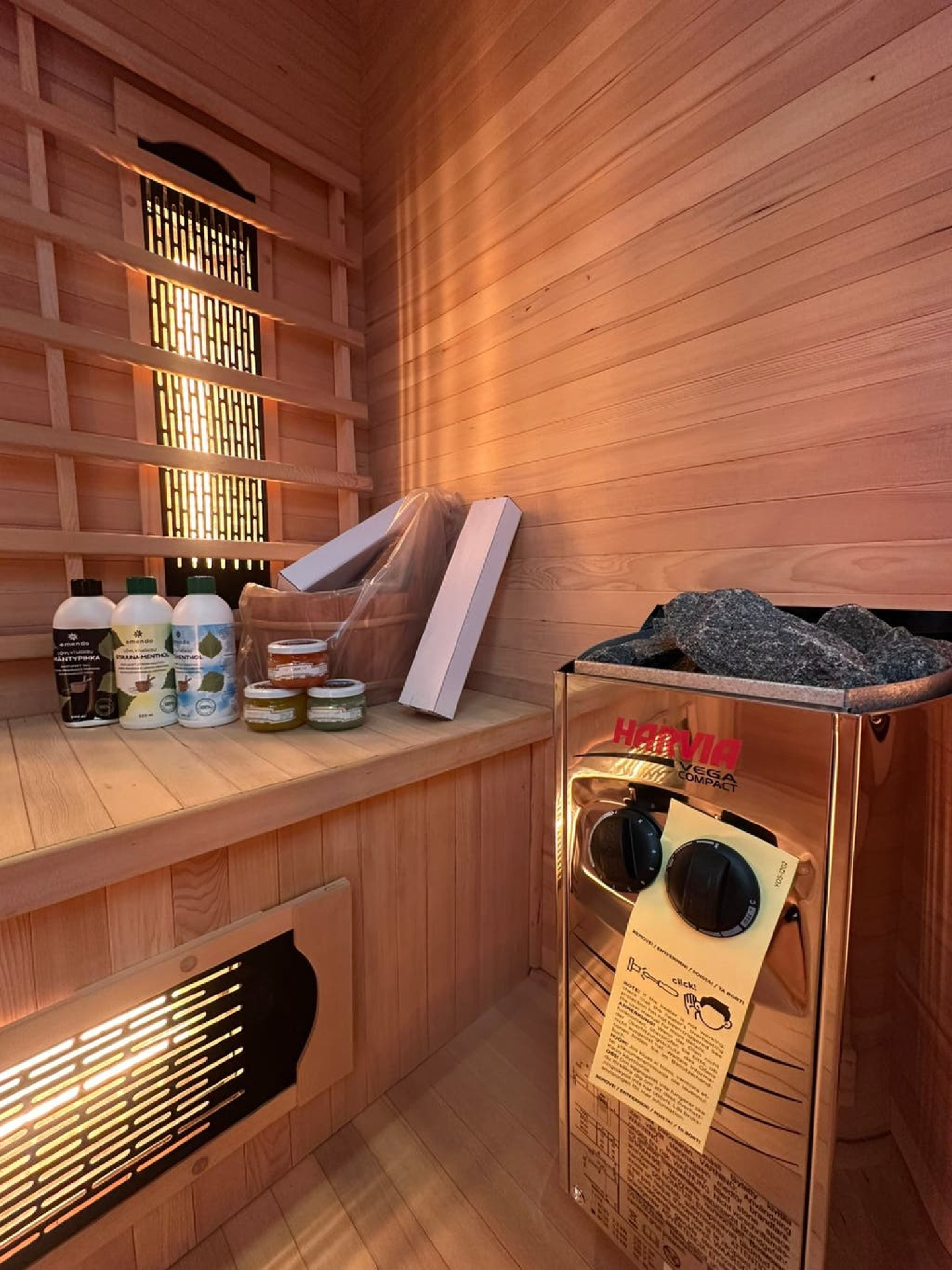 Combi Sauna | Full Spectrum | Hemlock | 150x120 | 3,5kW Vega | LZXVE galerijafbeelding 8