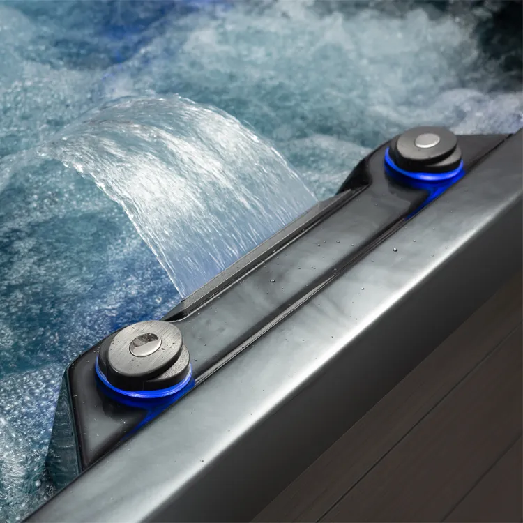 Jacuzzi | Cloudy Black | 200x200 | Y46IB4 galerijafbeelding 8