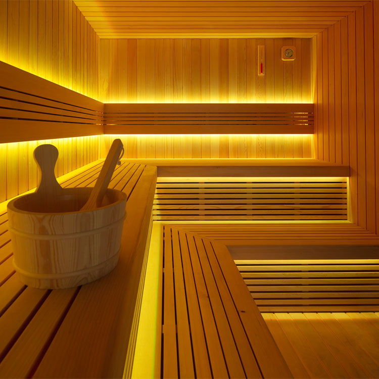 Finse Sauna | Hemlock | 300x235 | 12kW EOS Cubo | HAXABJA1 galerijafbeelding 5